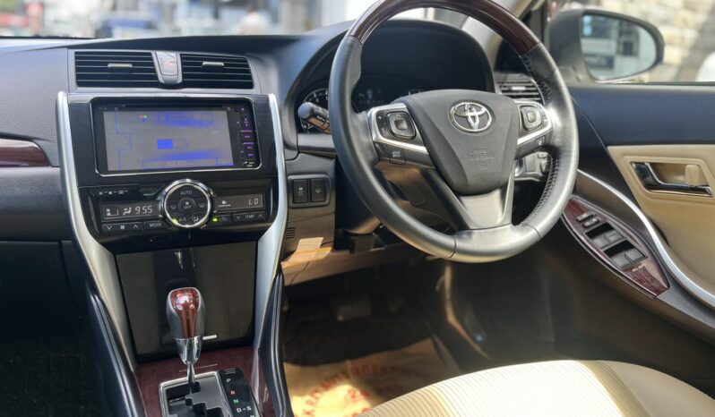 Toyota Premio G Superior 2018 full