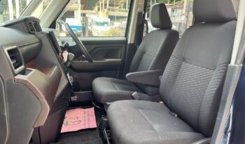 Toyota Roomy GS 2019 full